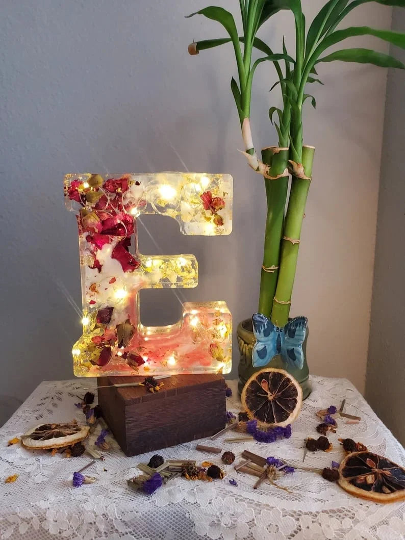 PetalLume - Lámpara De Noche De Resina Con Flores Hechas a Mano