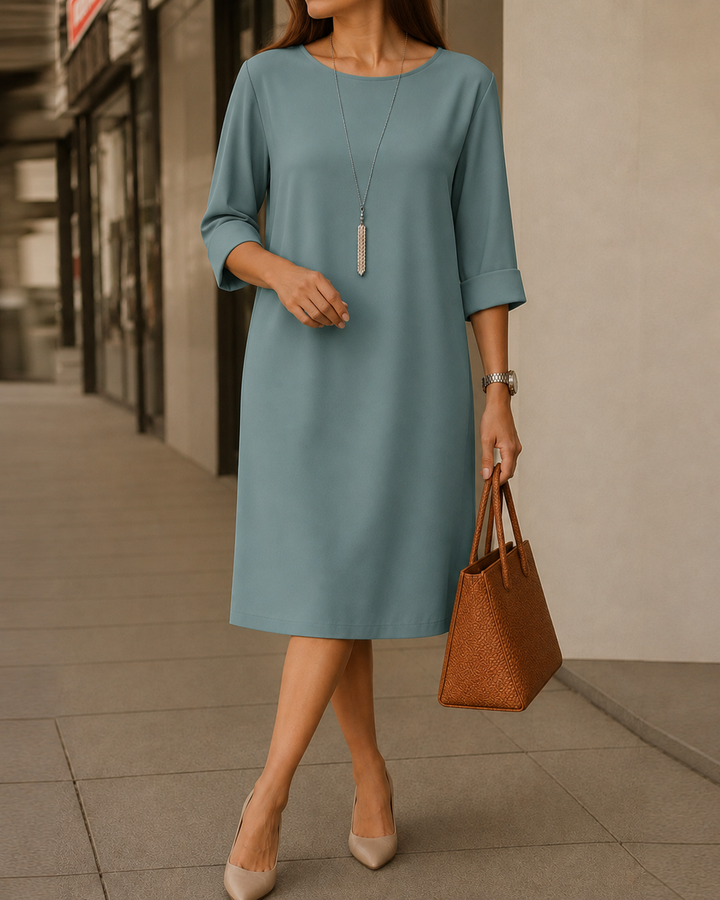 Huguette - Vestido Recto de Cuello Redondo Con Bolsillos