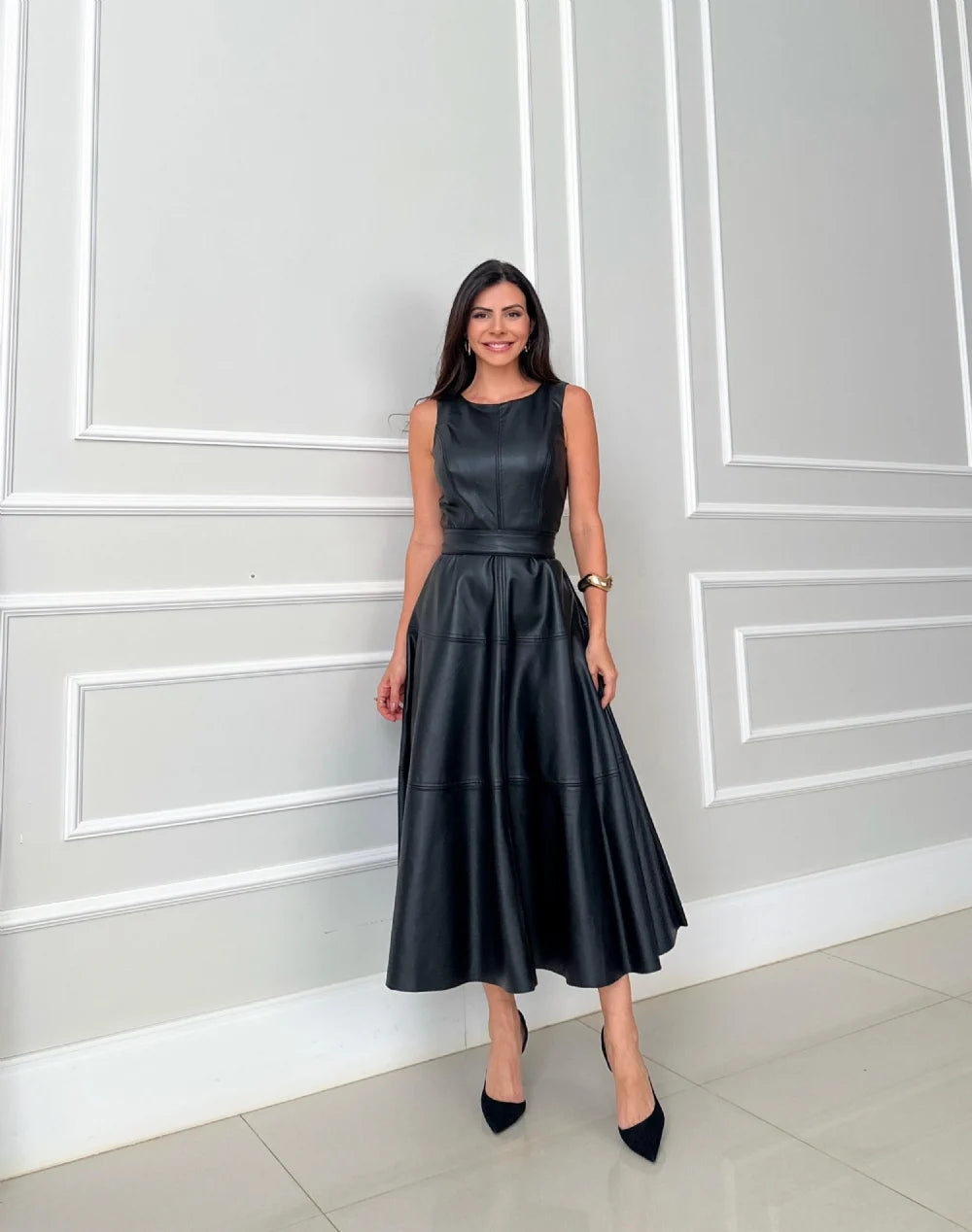 Ynez - Elegante Vestido Midi
