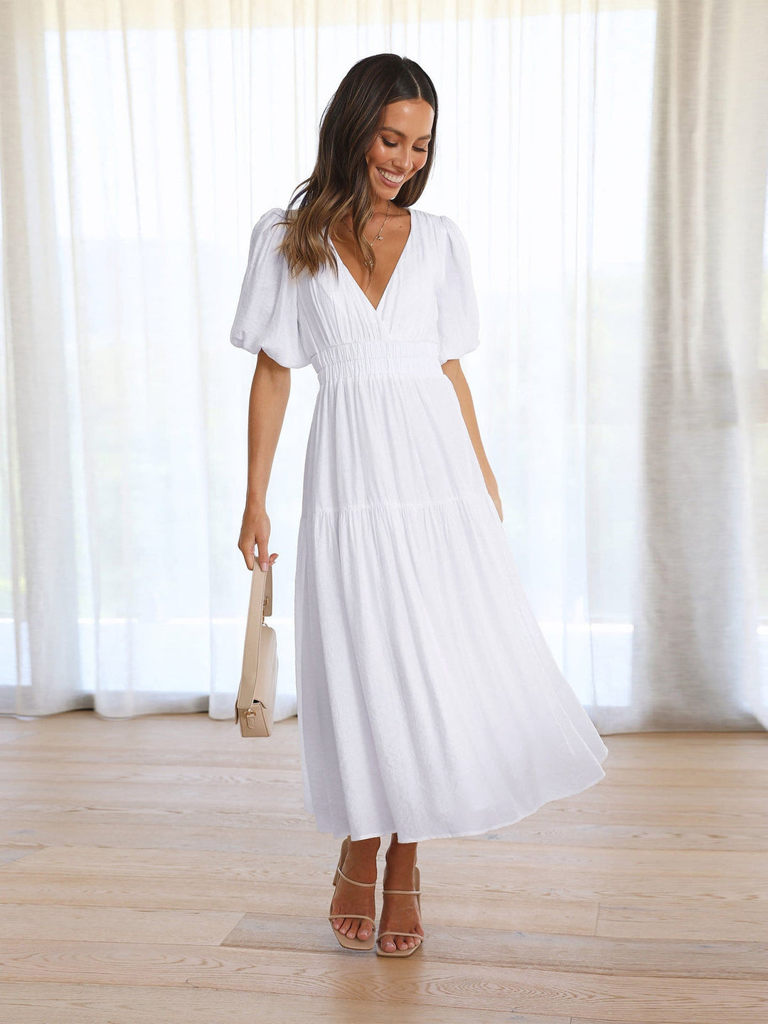 Delphine - Elegante Vestido Midi Con Cuello en V Y Mangas Con Volantes