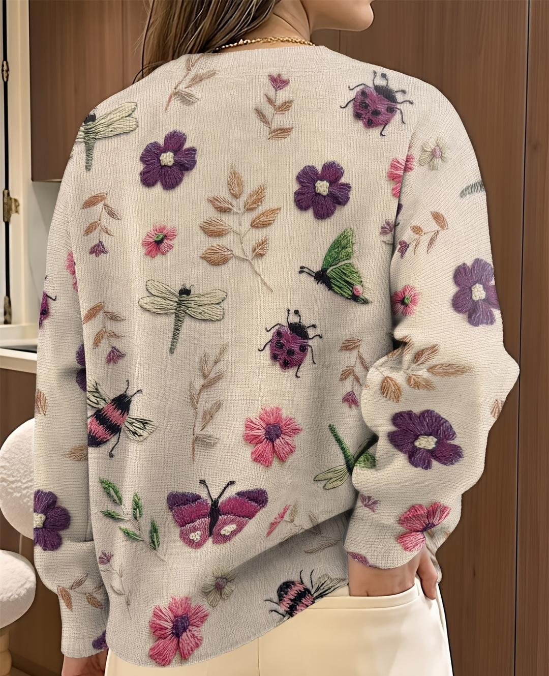 Lesa - Jersey Con Estampado Floral Y De Insectos