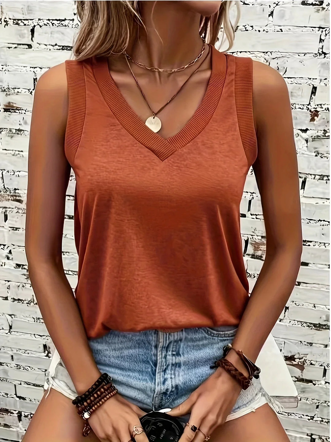 Analia - Top Transpirable Con Cuello En V Y Sin Mangas