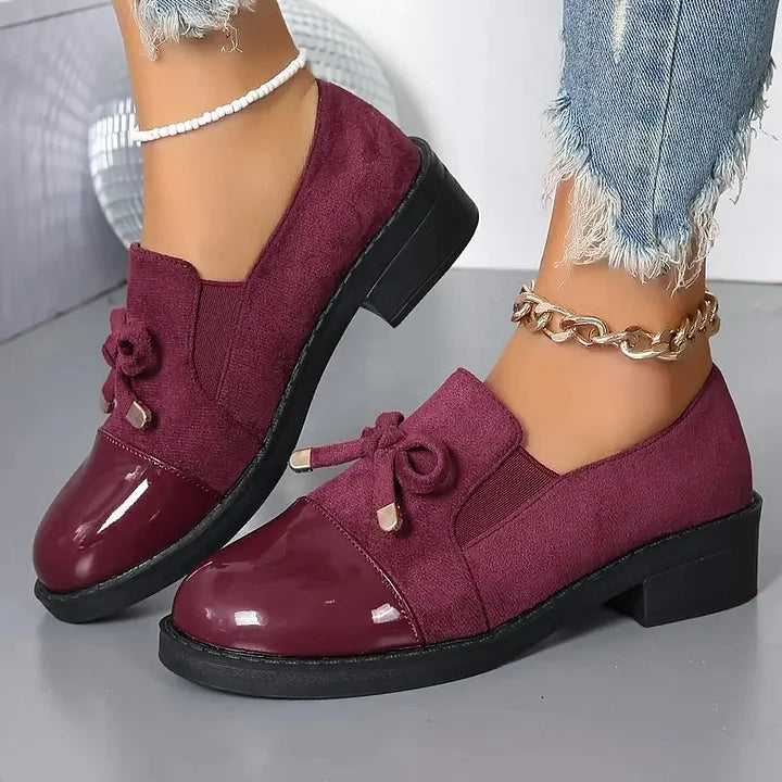 Marvina - Mocasines Elegantes Con Punta Redonda y Lazo Decorativo
