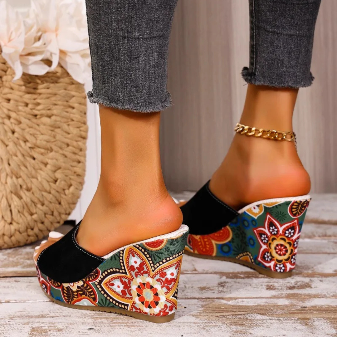 Talora - Mules Esculturales Con Tacón Floral