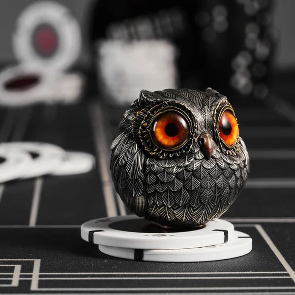 LuckyOwl - Búho De la Suerte De Bronce Guardián - El Sabio Vigilante Del Fieltro