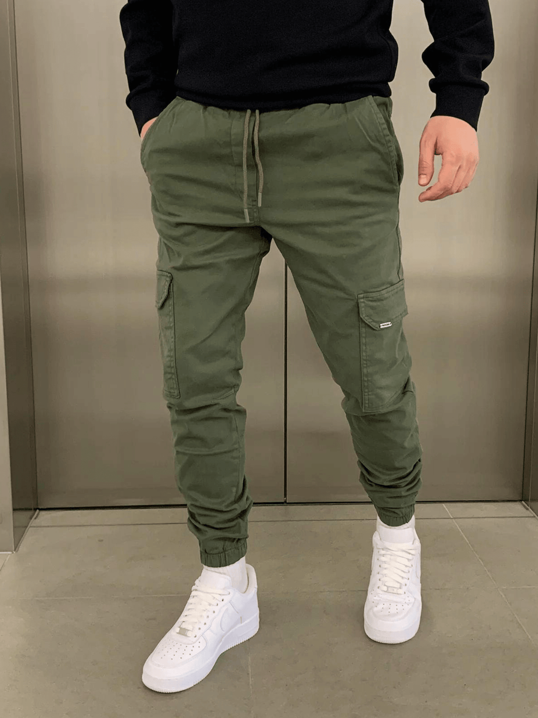 Waldemar - Jogger Cargamento Elegante y Práctico