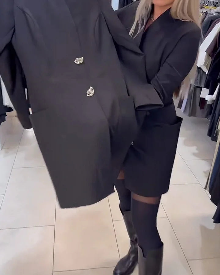 Shireen - Vestido Con Cuello Alto y Botones Metálicos