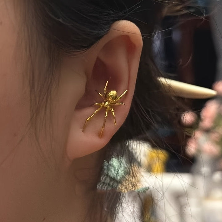 Amnuai - Pendientes De Aro Con Dijes De Araña