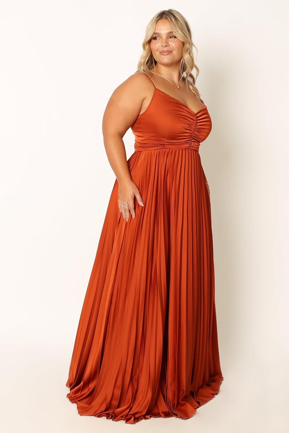 Masano - Elegante Vestido Plisado