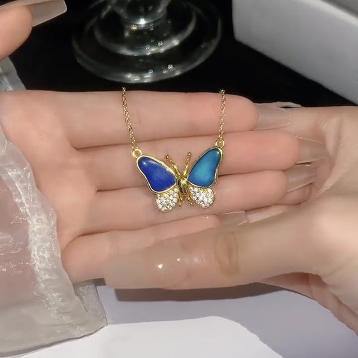 Celestafly - Collar con Mariposa Que Cambia de Color