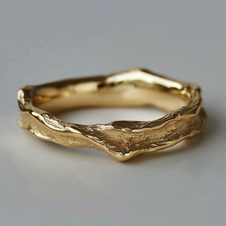 ForgeMuse - Anillo Vintage En Oro Forjado
