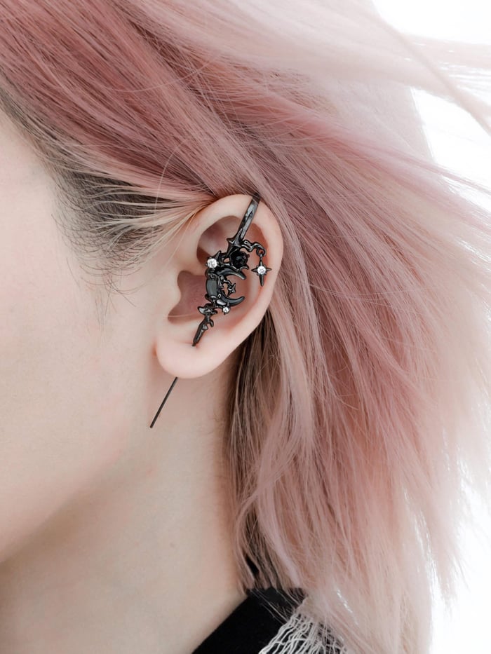 LunaHooks - Myth Of Moon Gancho De Oreja Aguja Piercing Pendiente