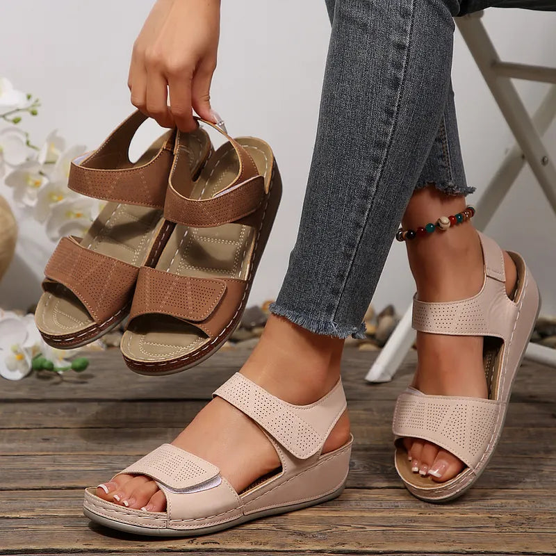 Tanaeva - Cómodas Sandalias de Cuña Con Velcro