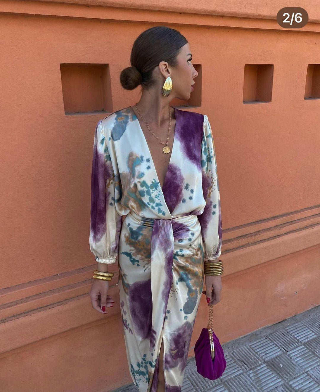 Goizane - Elegante Vestido Floral Con Cuello En V