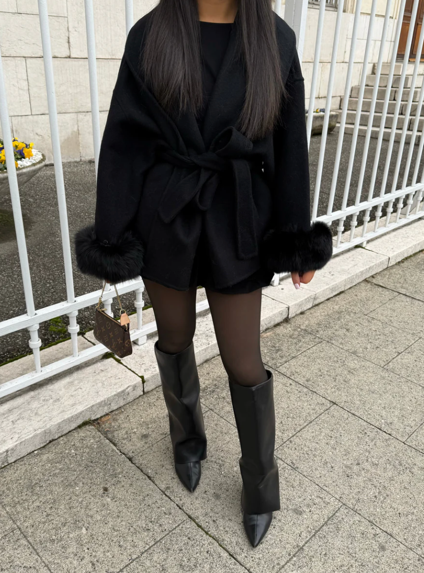 Bryony - Elegante Abrigo De Lana Con Pelo Sintético