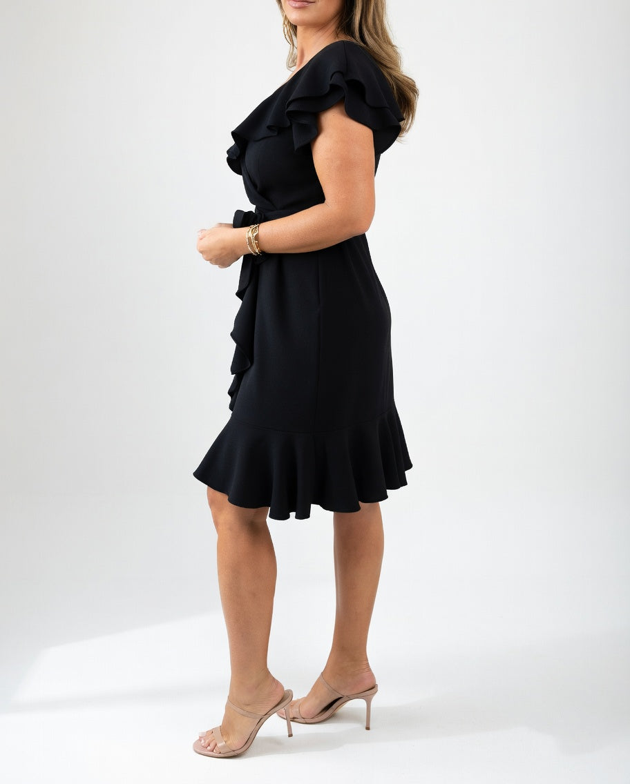 Geiss - Elegante Vestido Cruzado Con Volantes Fluidos