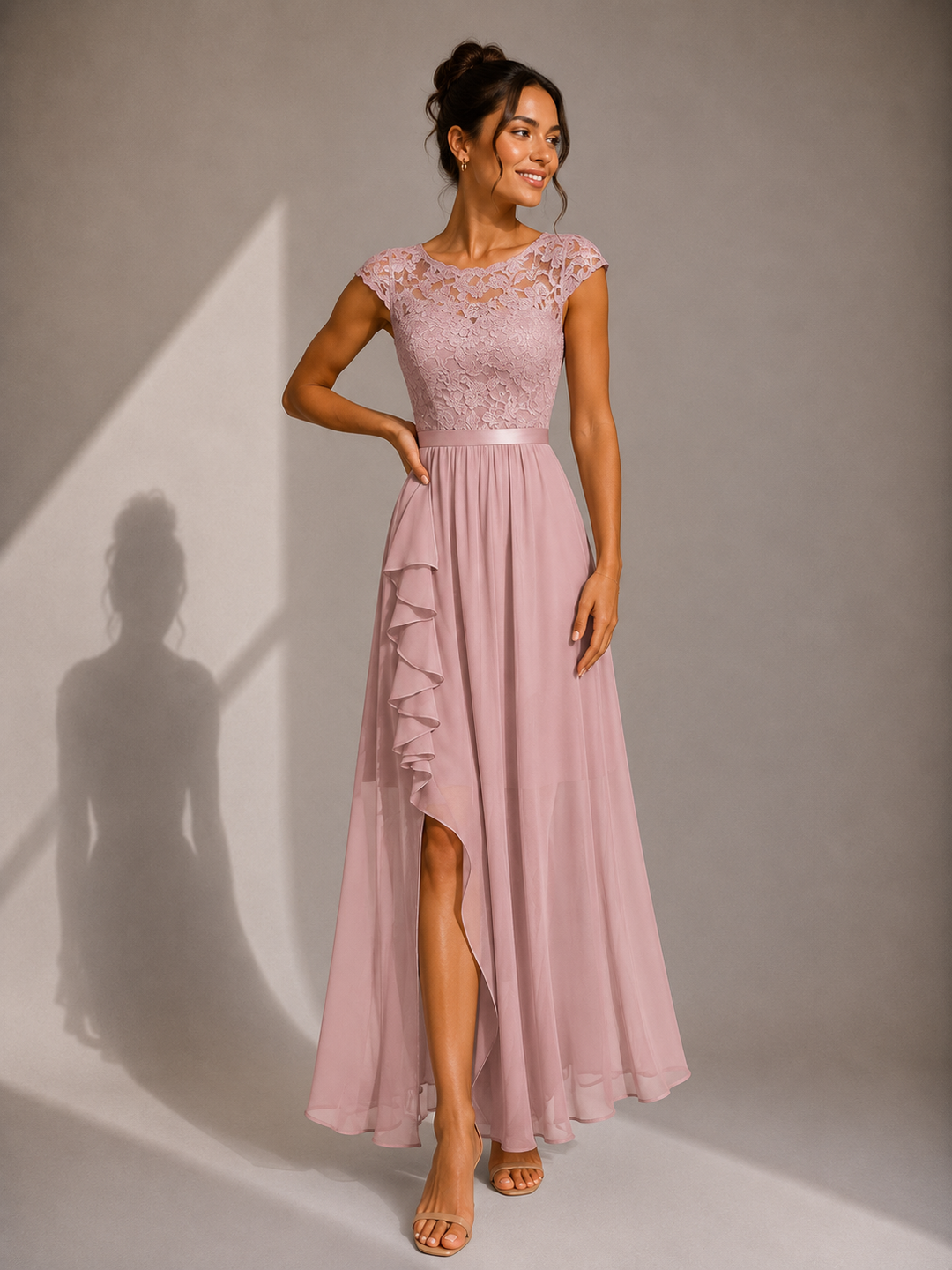 Yoanna - Elegante Vestido Largo Con Cordones Y Volantes