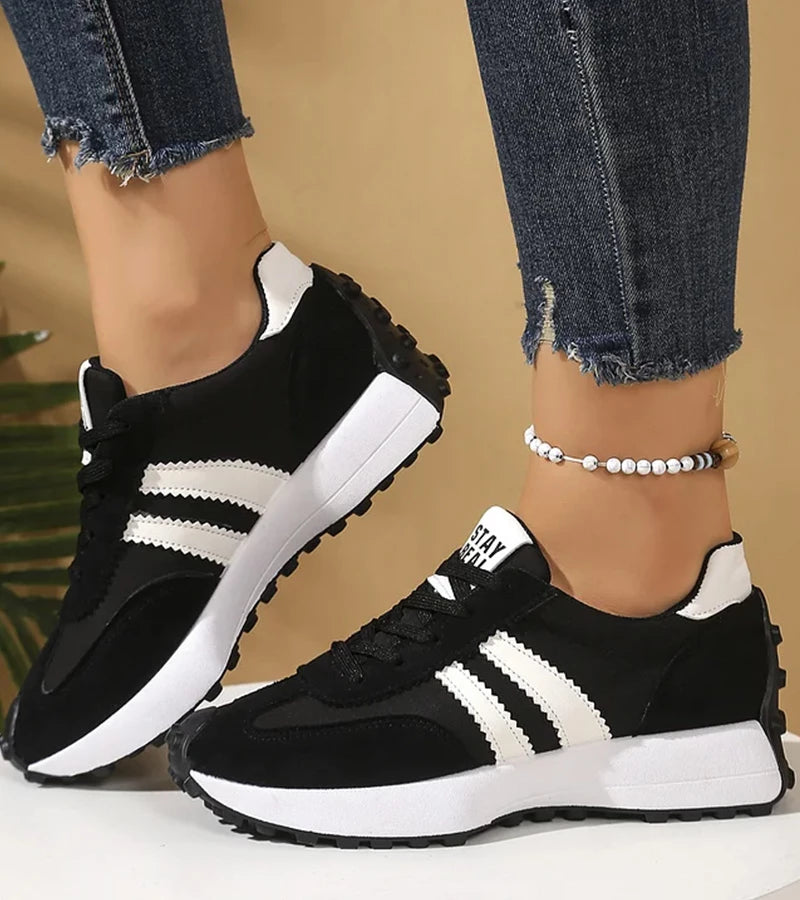Halima - Cómodas Zapatillas Retro Con Cordones
