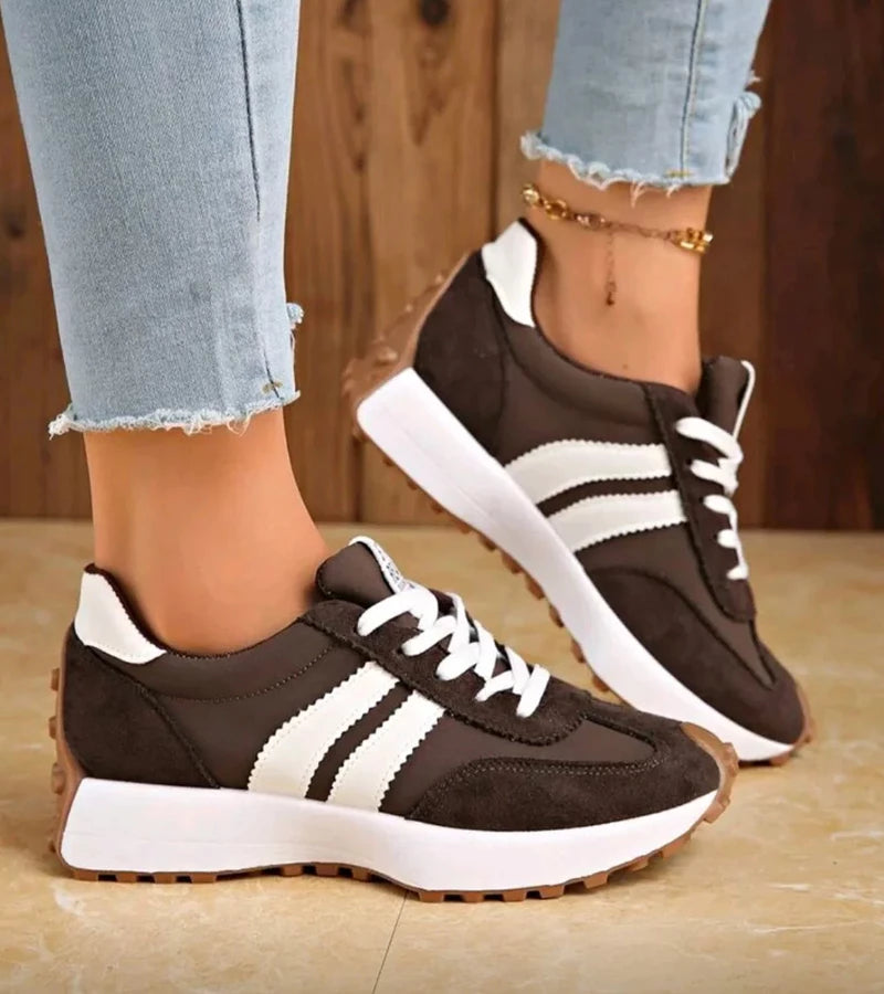 Halima - Cómodas Zapatillas Retro Con Cordones