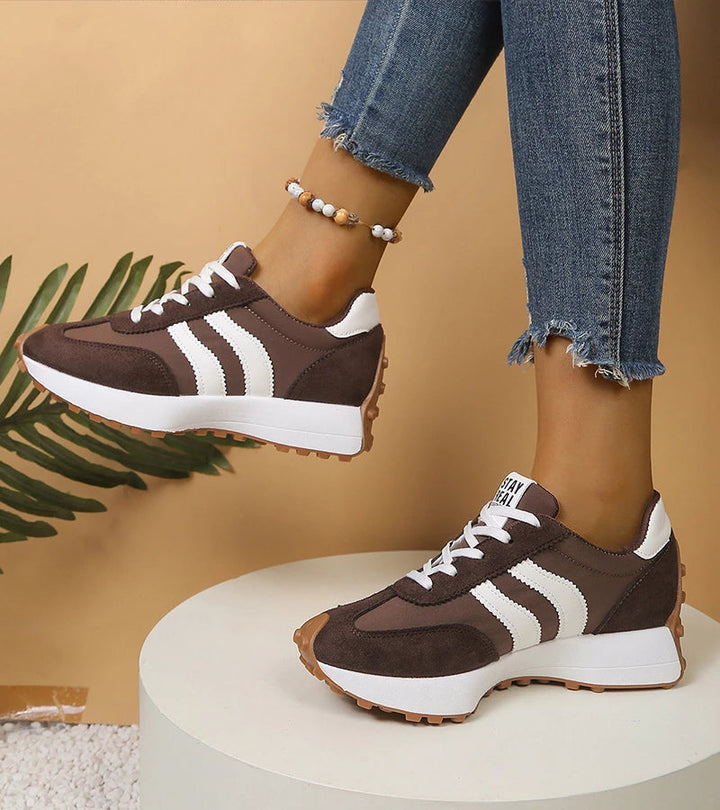 Halima - Cómodas Zapatillas Retro Con Cordones