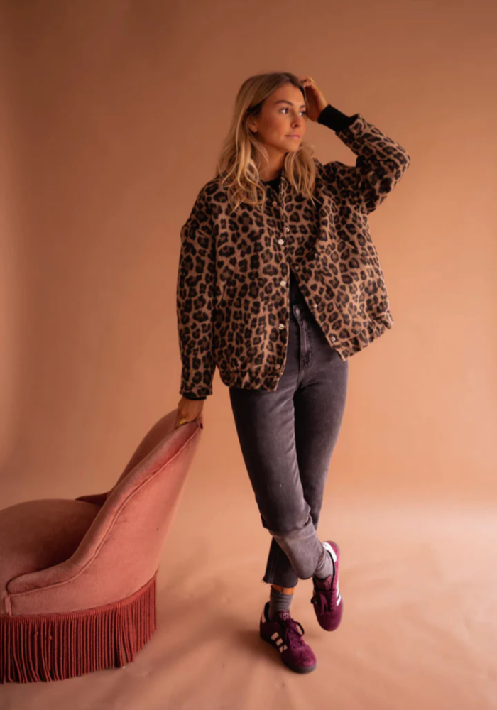 Fairuza - Chaqueta De Leopardo Con Botones