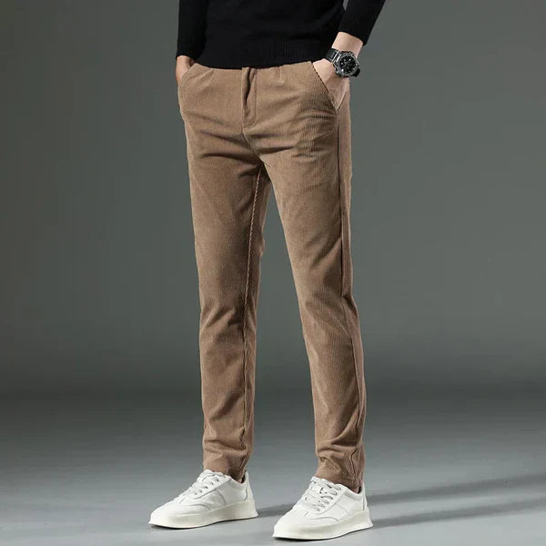 Leao – Elegantes Pantalones De Pana
