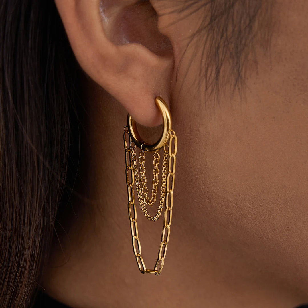 Neida - Pendientes de aro con Cadena Estudio