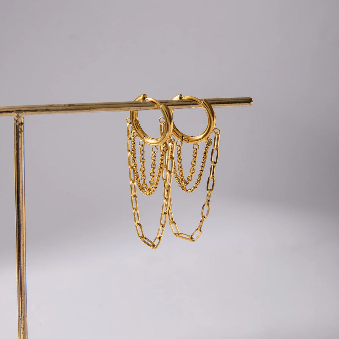 Neida - Pendientes de aro con Cadena Estudio