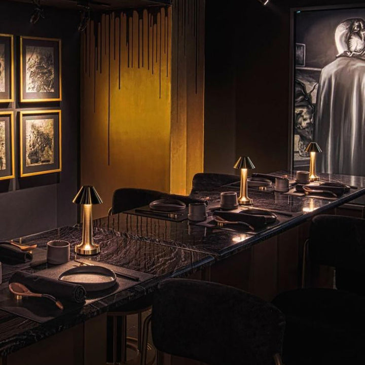 BrassGlow -  Restaurante Bar Lámpara de Mesa