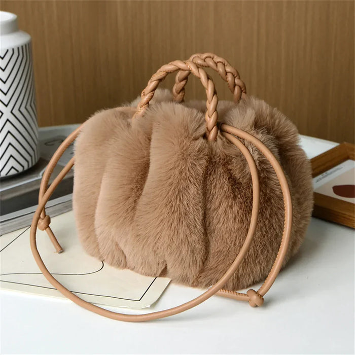 Narnia - Bolso Bandolera de Peluche con Forma de Calabaza