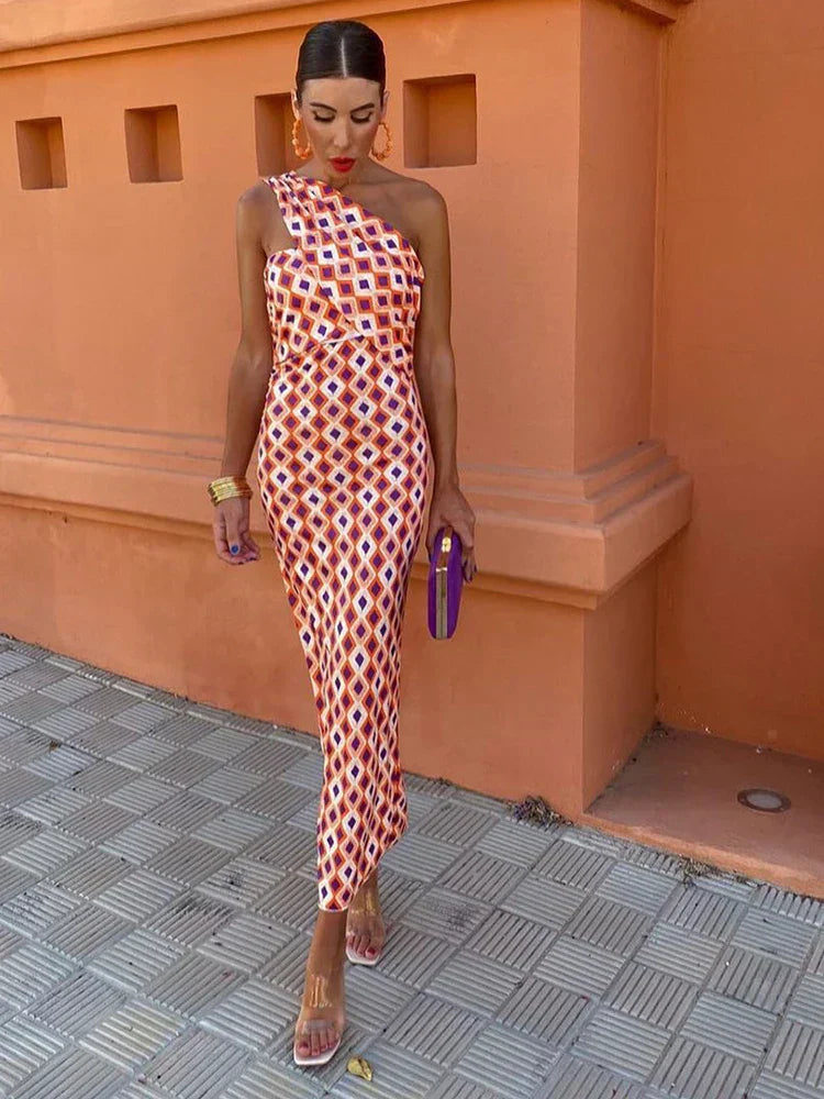 Svetlena - Elegante Vestido Largo Con Un Solo Hombro