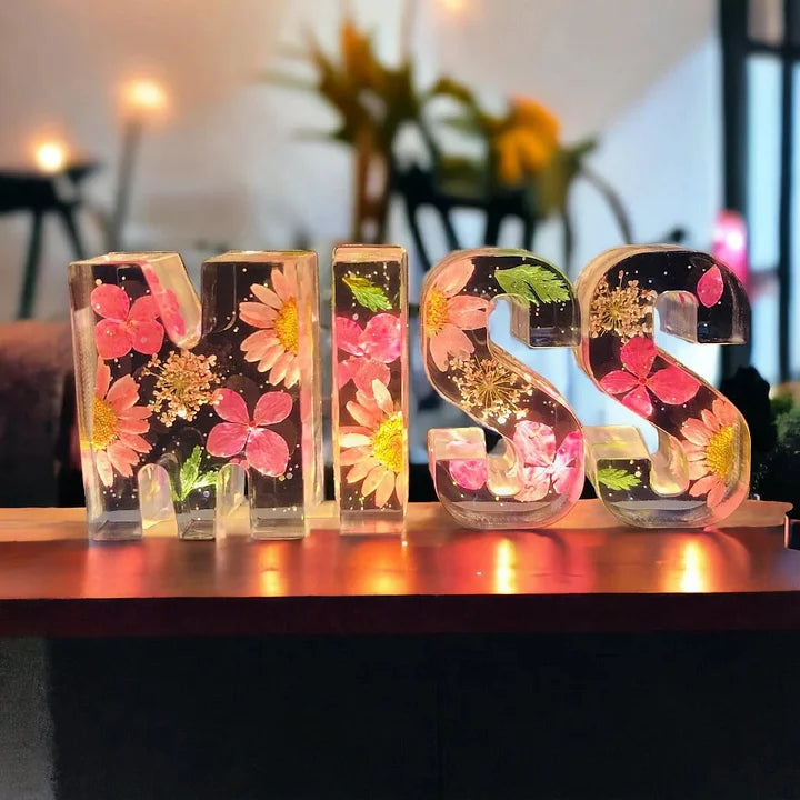PetalLume - Lámpara De Noche De Resina Con Flores Hechas a Mano