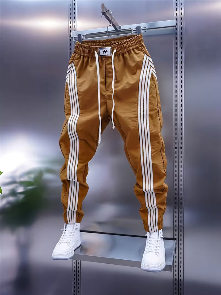 Nayyar - Pantalones Cargo Con Puños Y Parches
