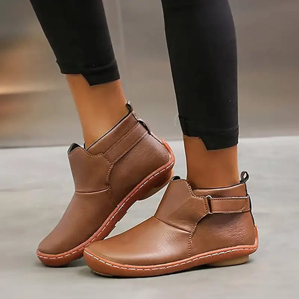 Naadine - Impermeable Cómoda Bota