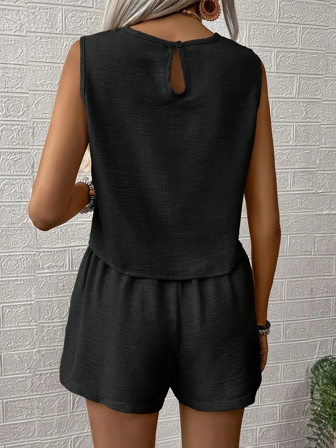 Nella - Conjunto Informal De Top Sin Mangas y Pantalones Cortos