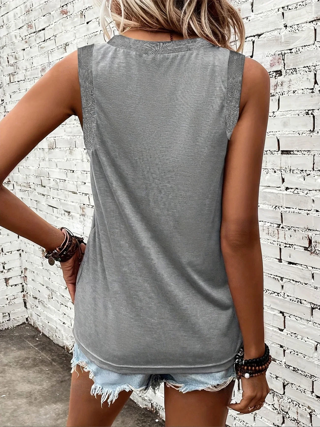 Analia - Top Transpirable Con Cuello En V Y Sin Mangas