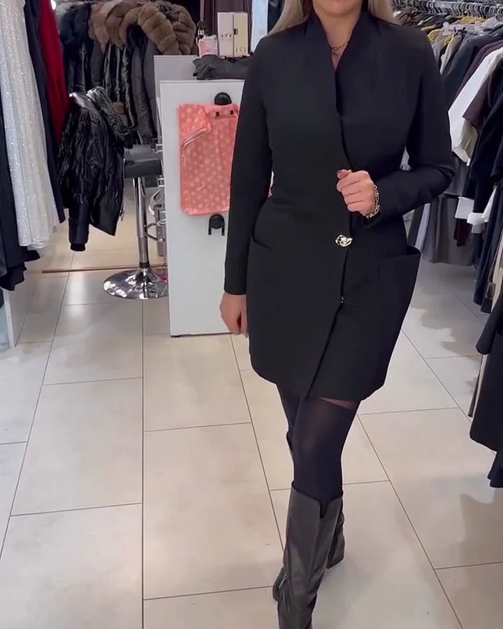 Shireen - Vestido Con Cuello Alto y Botones Metálicos