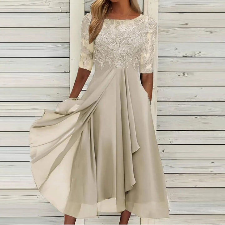 Gracia - Elegante Vestido de Encaje Hecho a Mano