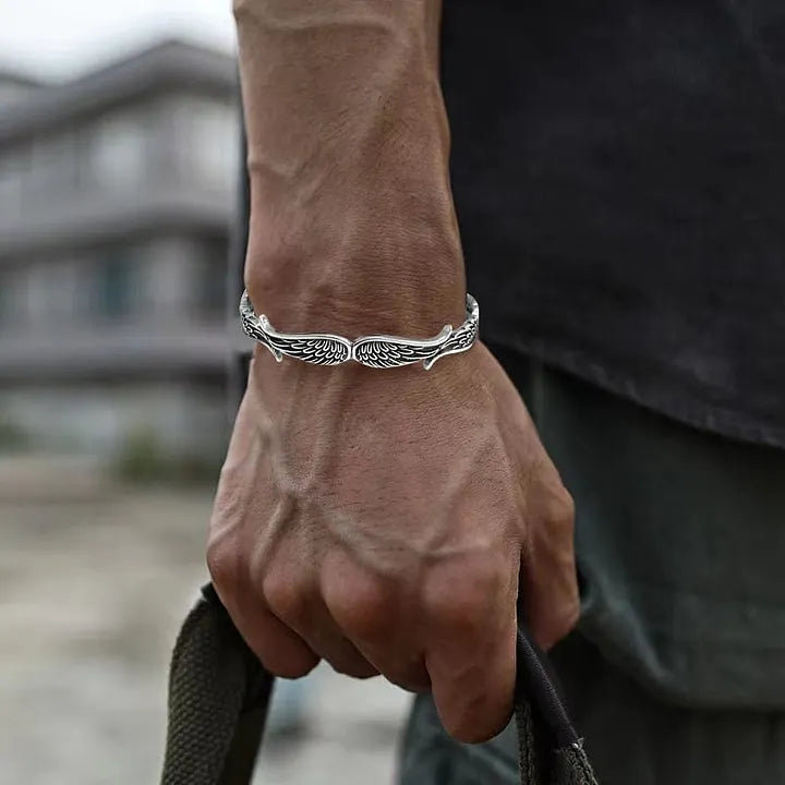 Maynard - Pulsera Vintage de Alas de ángel en Plata