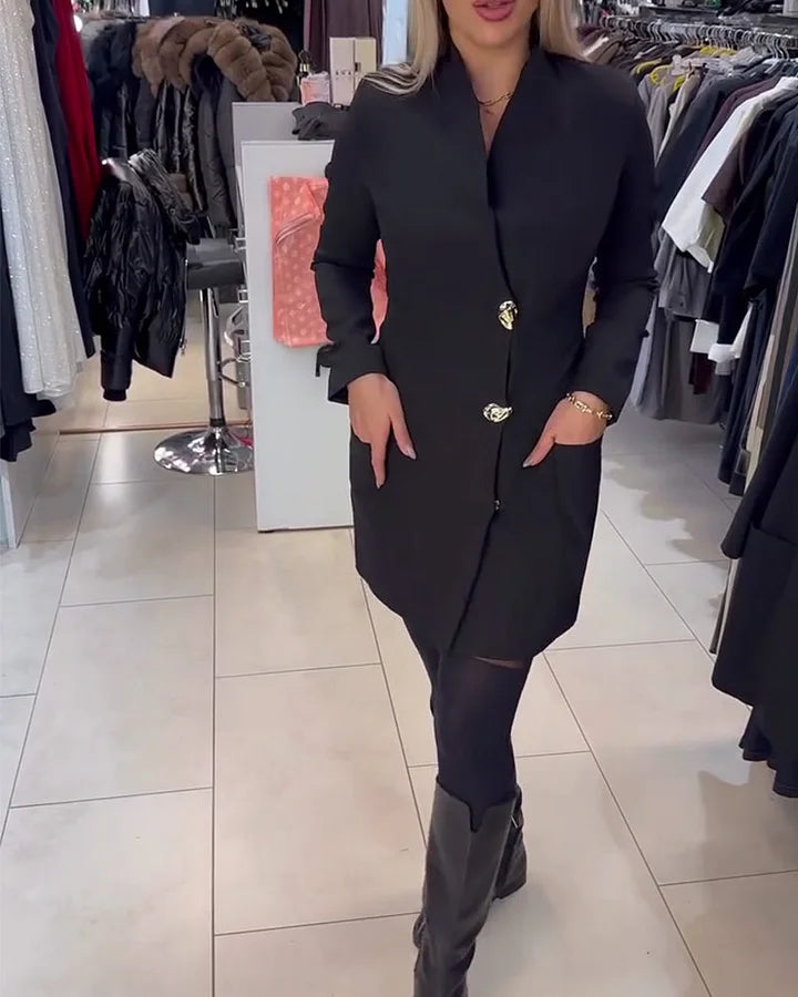 Shireen - Vestido Con Cuello Alto y Botones Metálicos