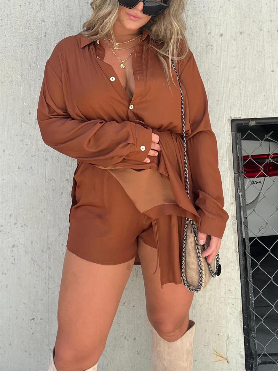 Giulia - Conjunto de Camisa Holgada con Cuello Vuelto