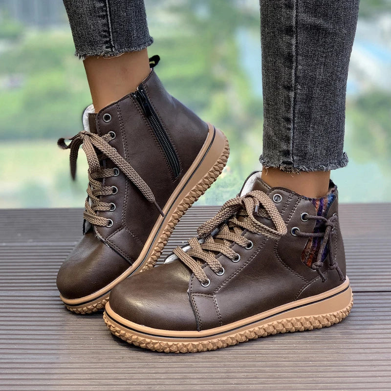 Noline - Cómodos Botines Con Cordones