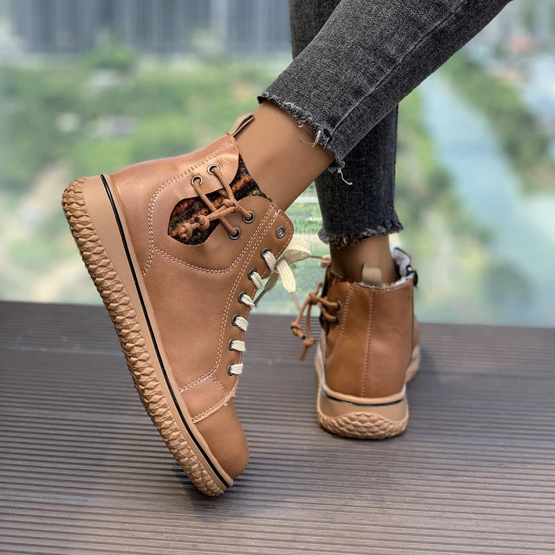 Noline - Cómodos Botines Con Cordones