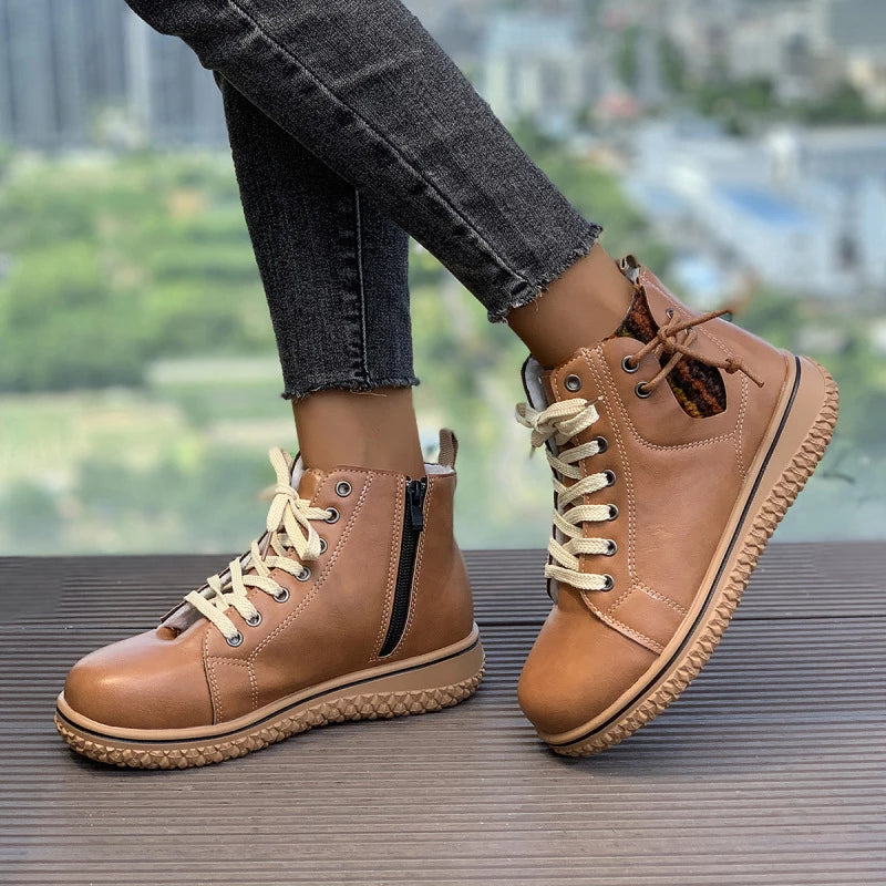 Noline - Cómodos Botines Con Cordones