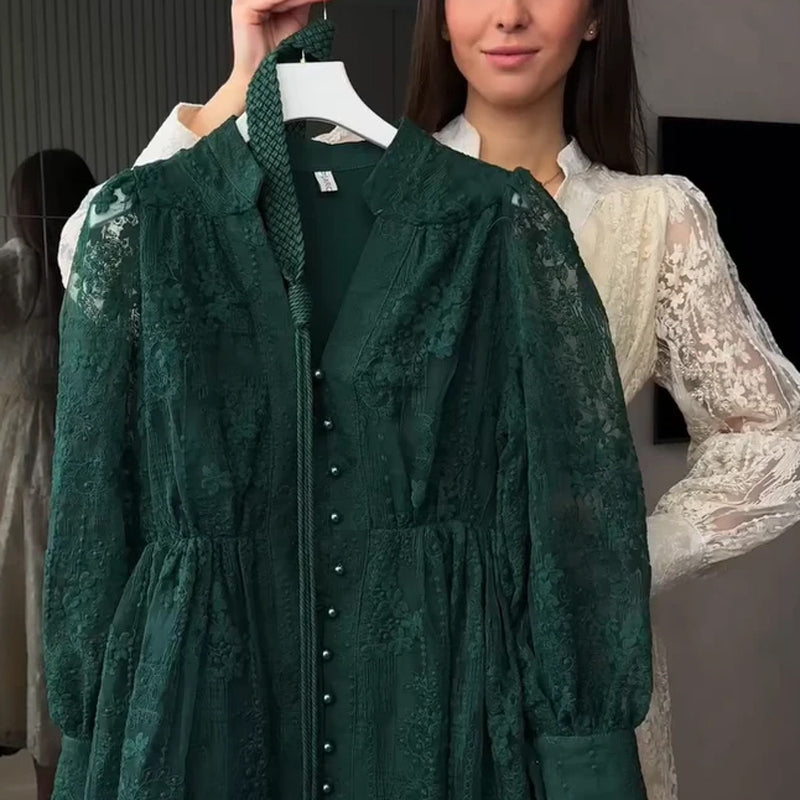 Roslyn - Vestido Largo Con Bordados Y Mangas Largas Abullonadas
